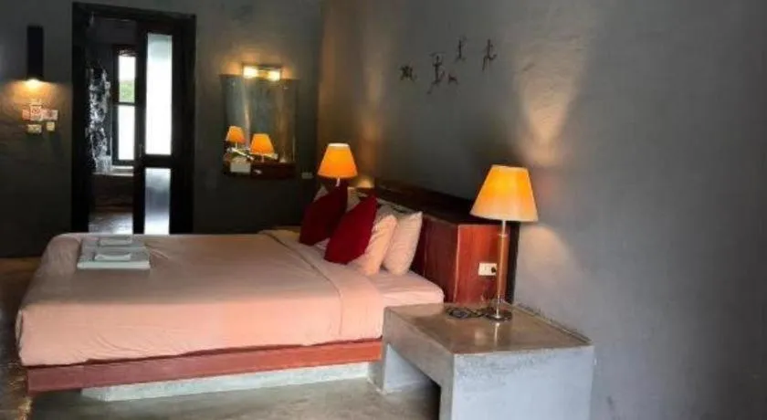 Bed in Avartarn Miracles Hotel