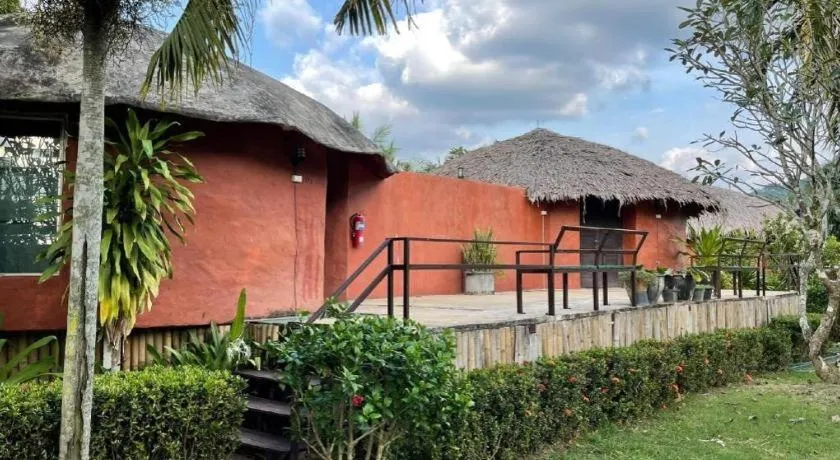 Avartarn Miracles Hotel