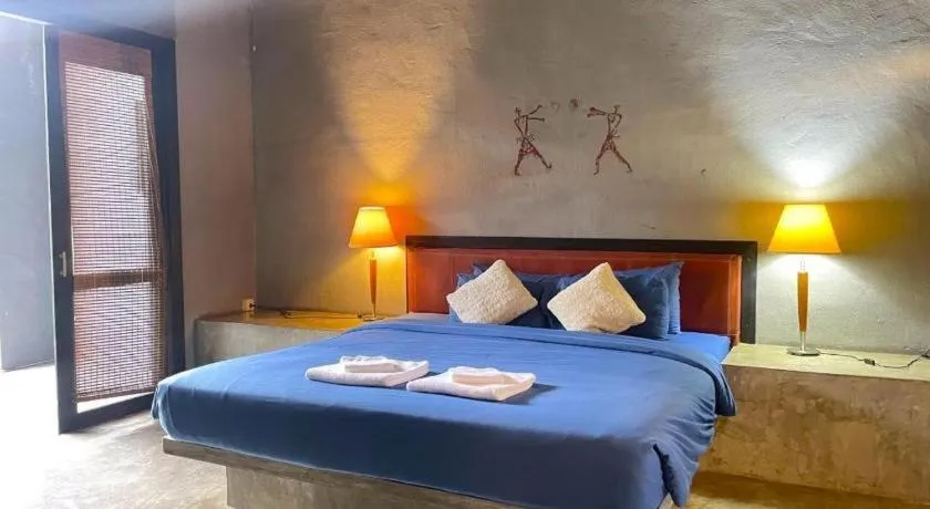 Bed in Avartarn Miracles Hotel