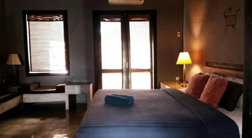 Bed in Avartarn Miracles Hotel