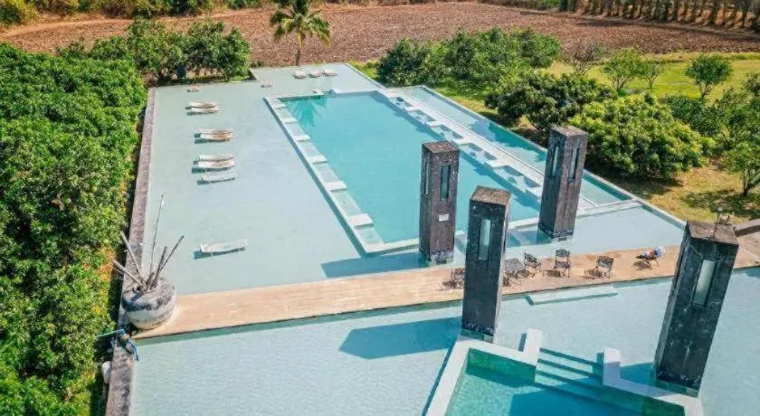 Avartarn Miracles Hotel