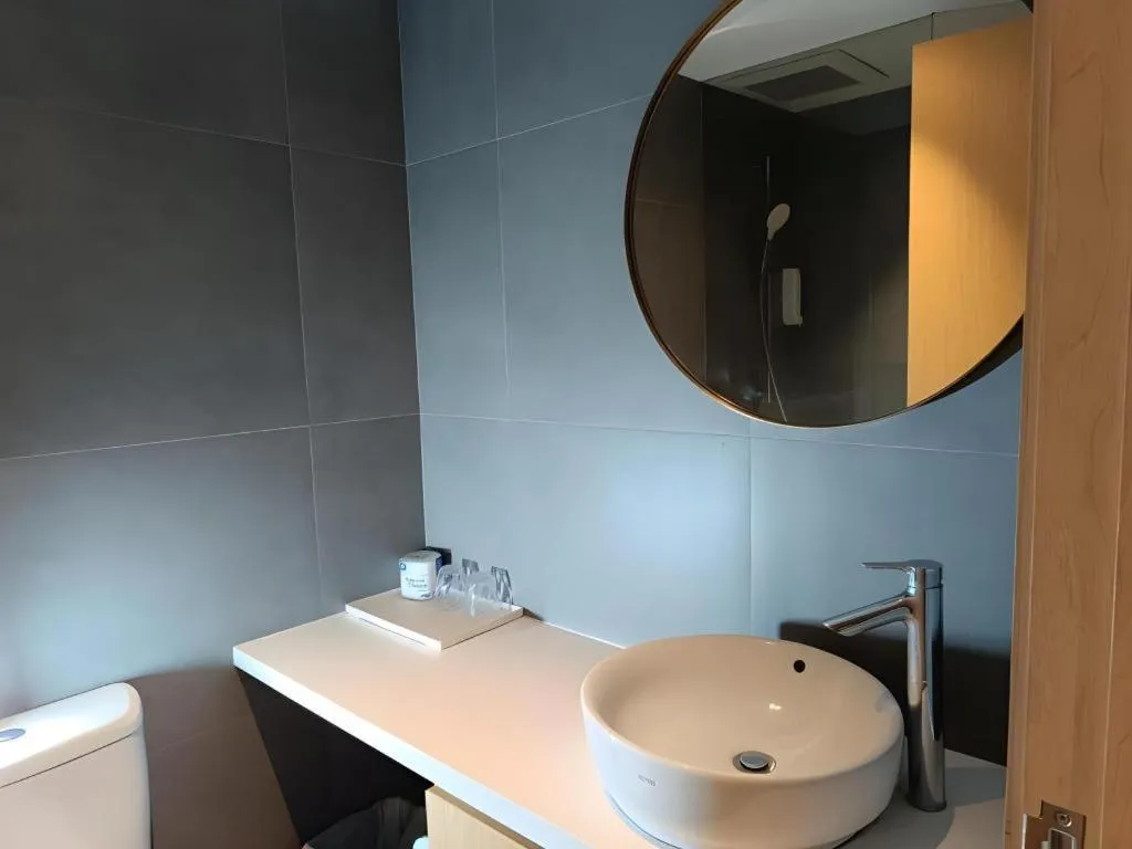 Caritas Oswald Cheung International House