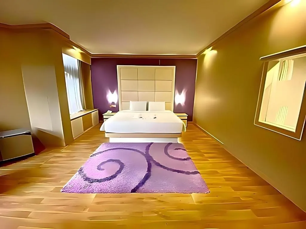 Bed in Horison Ultima Makassar