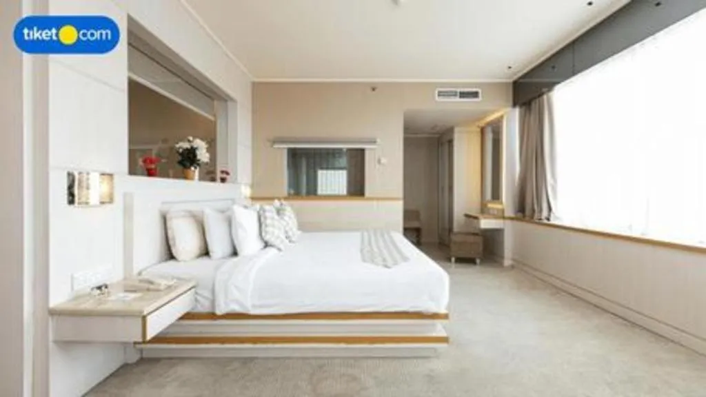 Bed in Horison Ultima Makassar