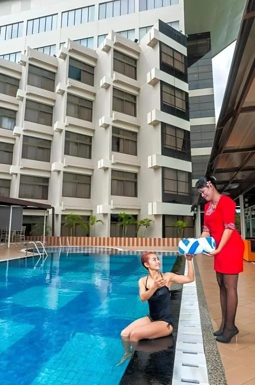 Horison Ultima Makassar