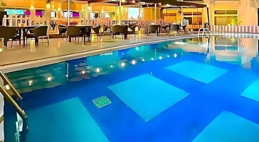 Horison Ultima Makassar