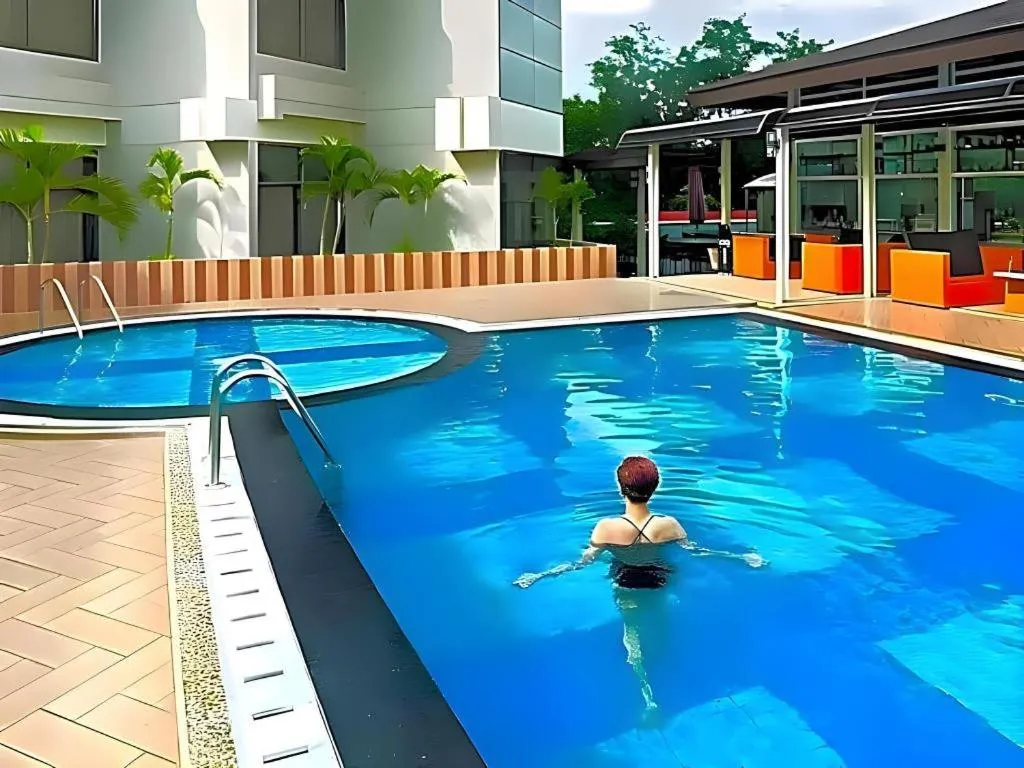 Horison Ultima Makassar