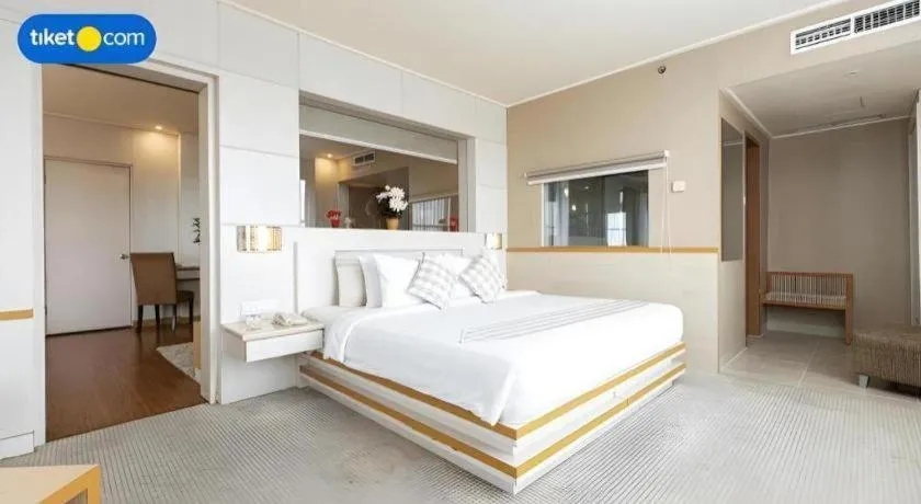 Bed in Horison Ultima Makassar