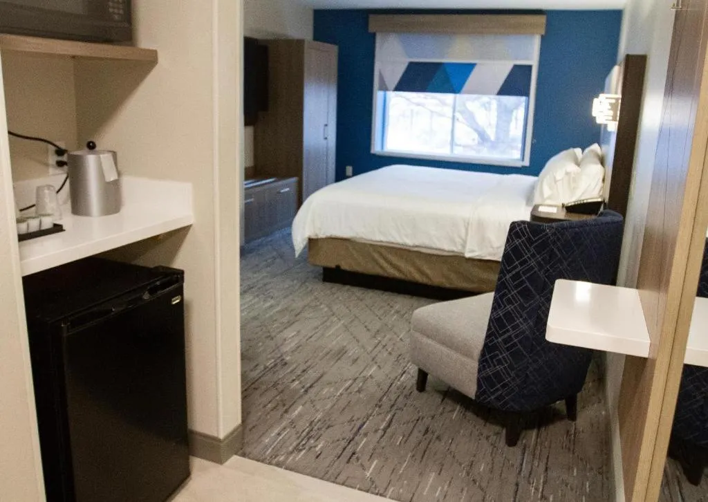 Bed in Holiday Inn Express O'Neill By IHG