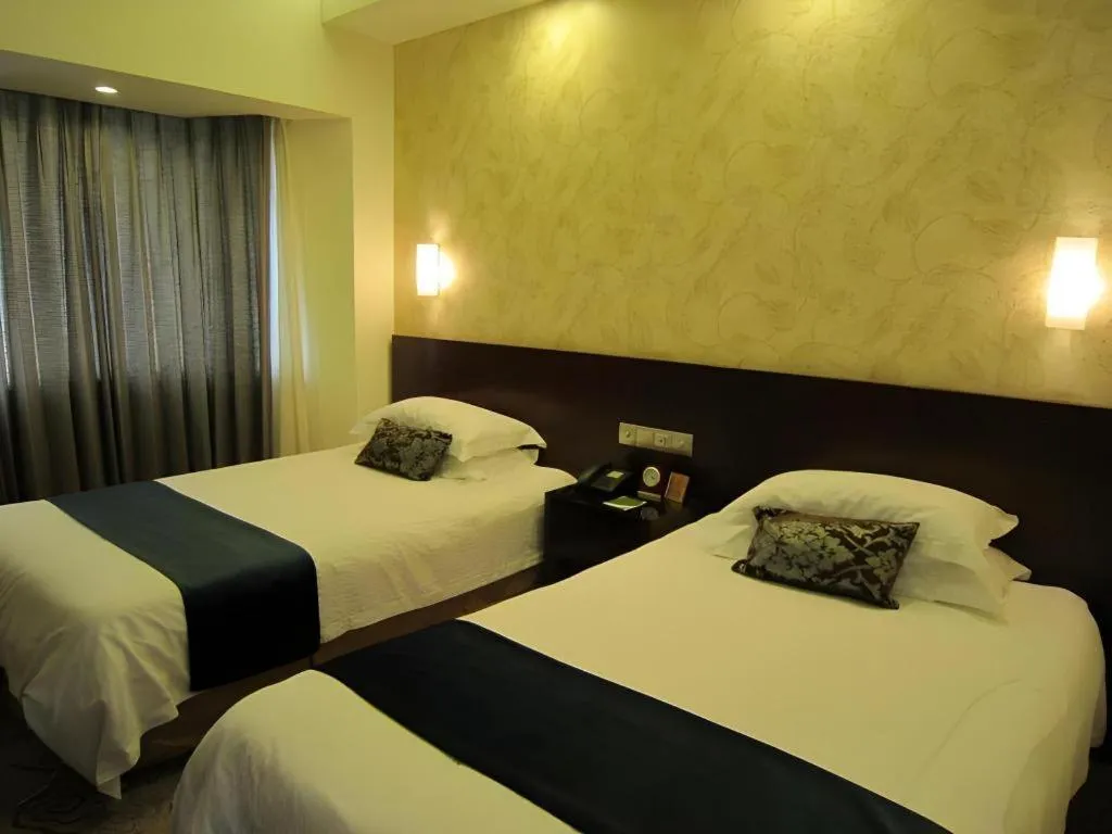 Bed in NanYing Hotel Shanghai