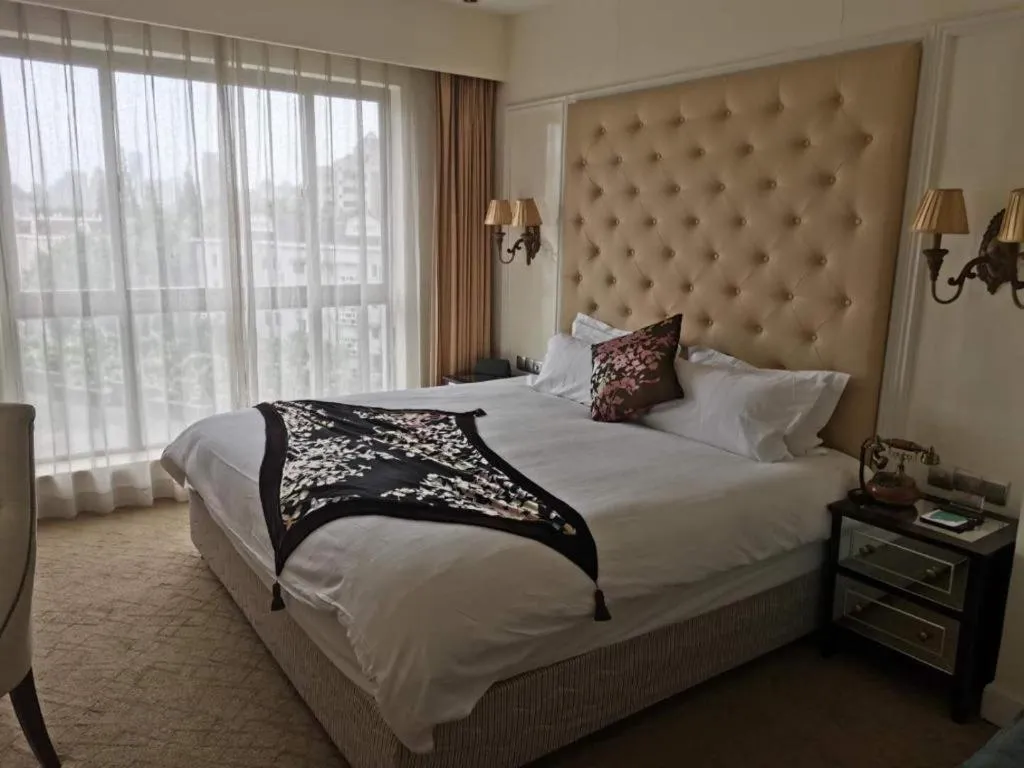 Bed in NanYing Hotel Shanghai