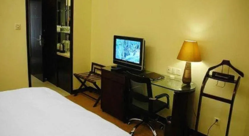 Bed in NanYing Hotel Shanghai