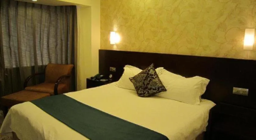Bed in NanYing Hotel Shanghai