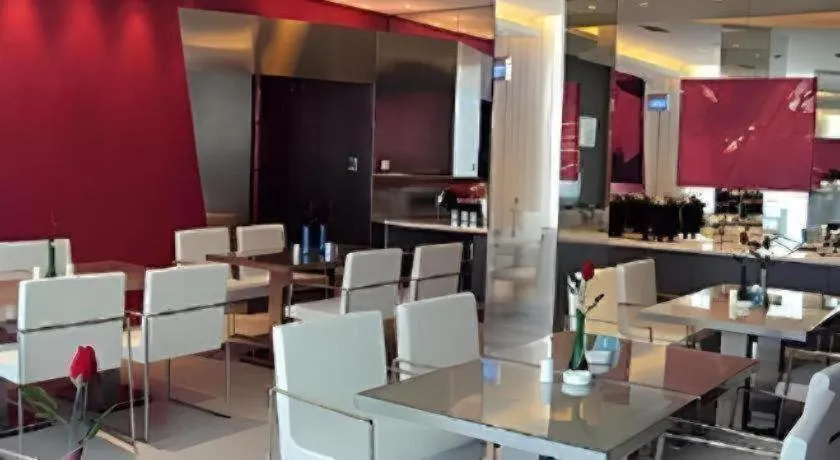 Jinjiang Inn Zhuhai Xiangzhou Qinglv Middle Road Theater