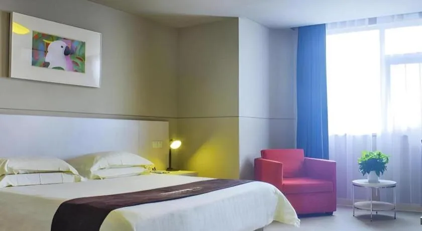 Bed in Jinjiang Inn Zhuhai Xiangzhou Qinglv Middle Road Theater