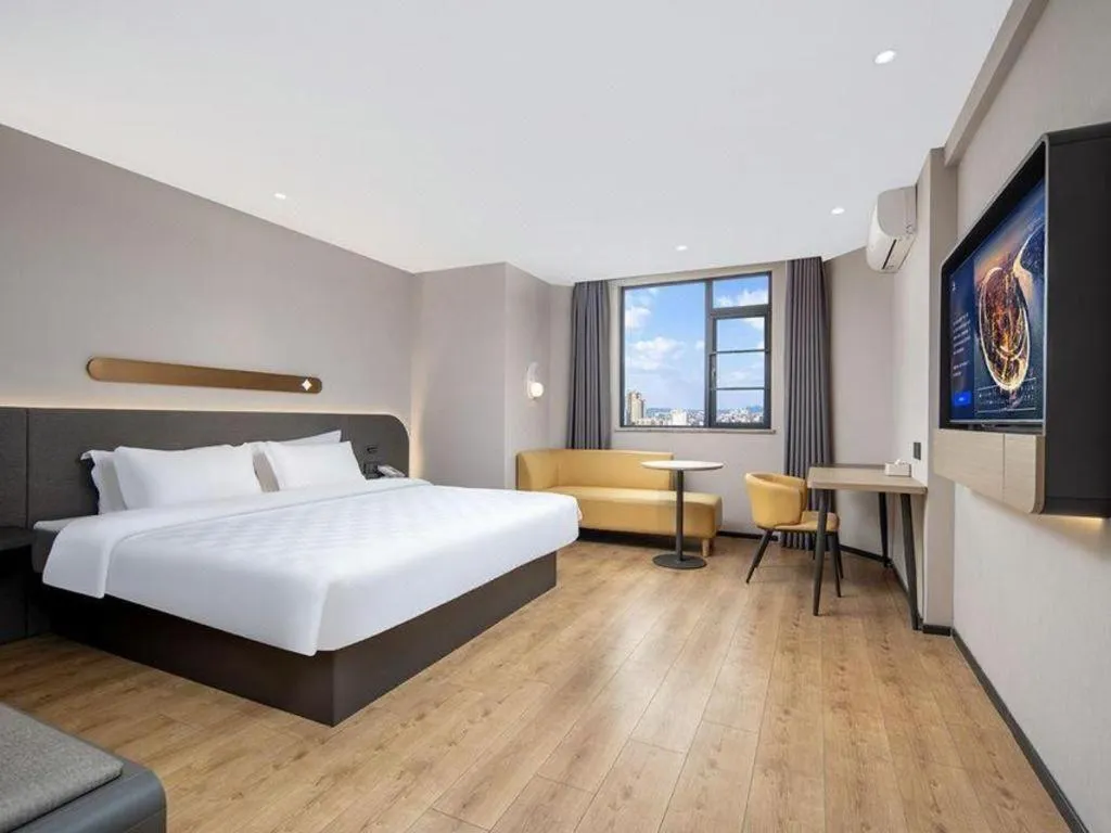 Bed in Jinjiang Inn Zhuhai Xiangzhou Qinglv Middle Road Theater