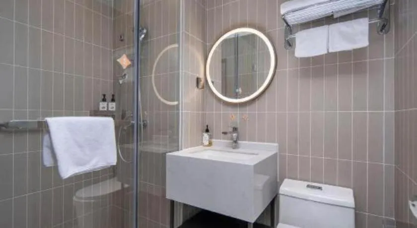 Jinjiang Inn Zhuhai Xiangzhou Qinglv Middle Road Theater