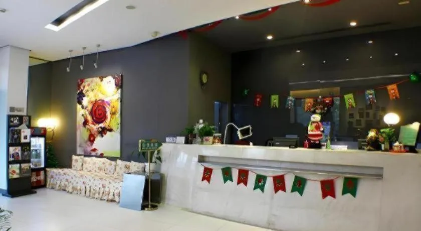 Jinjiang Inn Zhuhai Xiangzhou Qinglv Middle Road Theater