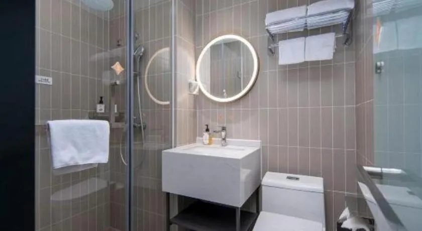 Jinjiang Inn Zhuhai Xiangzhou Qinglv Middle Road Theater