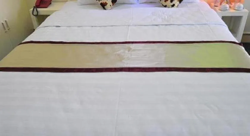 Bed in Ideal Hotel Hue