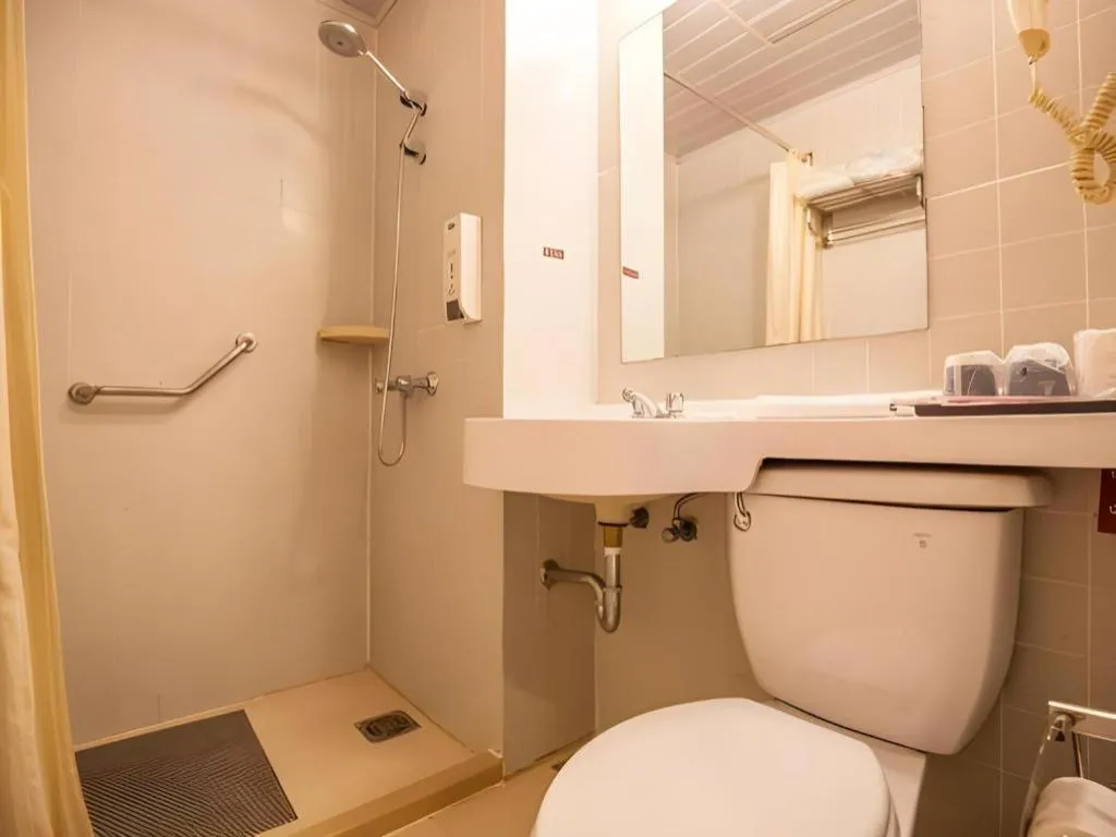 JinJiang Inn Chendu Taikoo Li Dongfeng Bridge