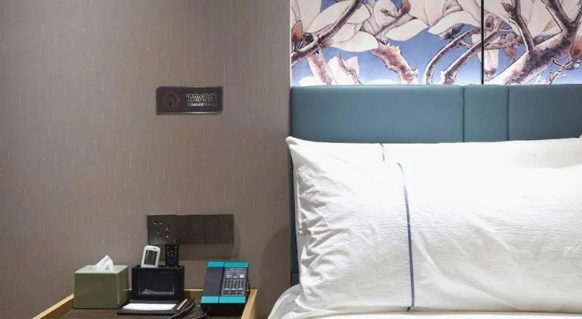 Bed in Jinjiang Inn Shanghai Lujiazui
