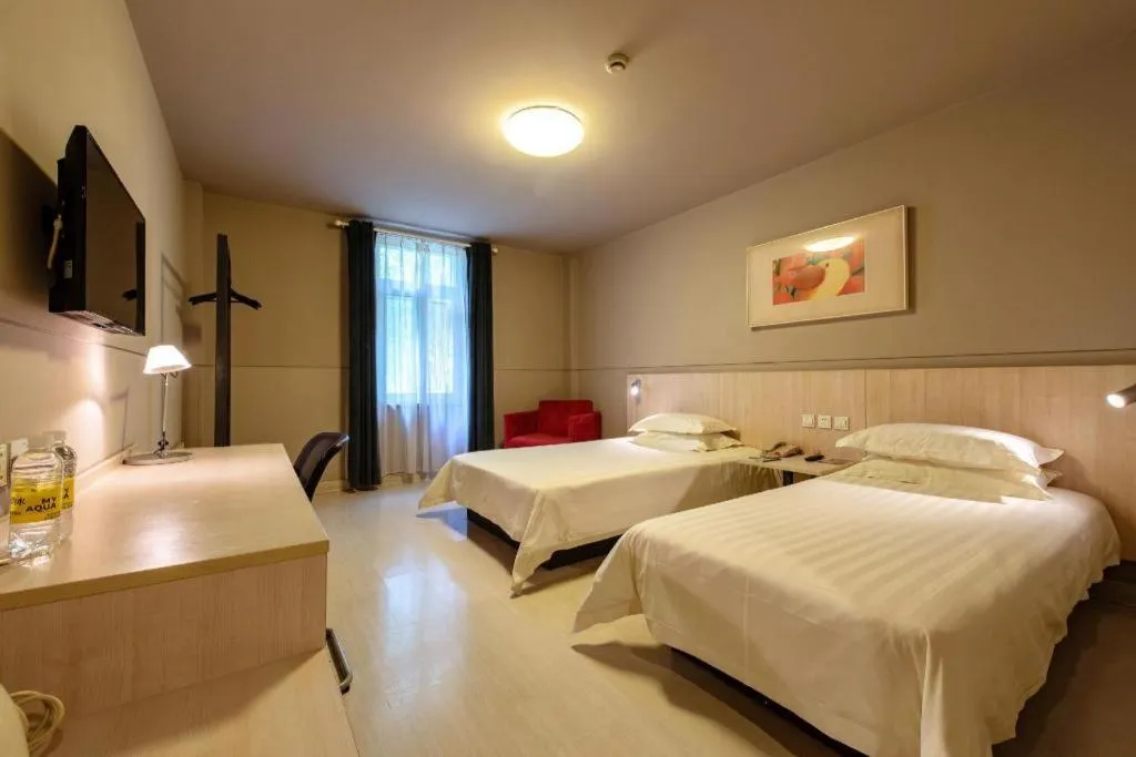 Bed in Jinjiang Inn Shanghai Expo Park Pusan Rd