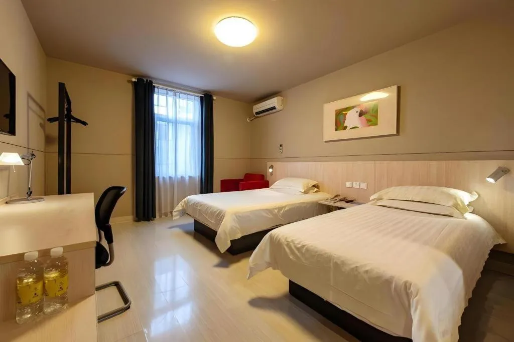 Bed in Jinjiang Inn Shanghai Expo Park Pusan Rd