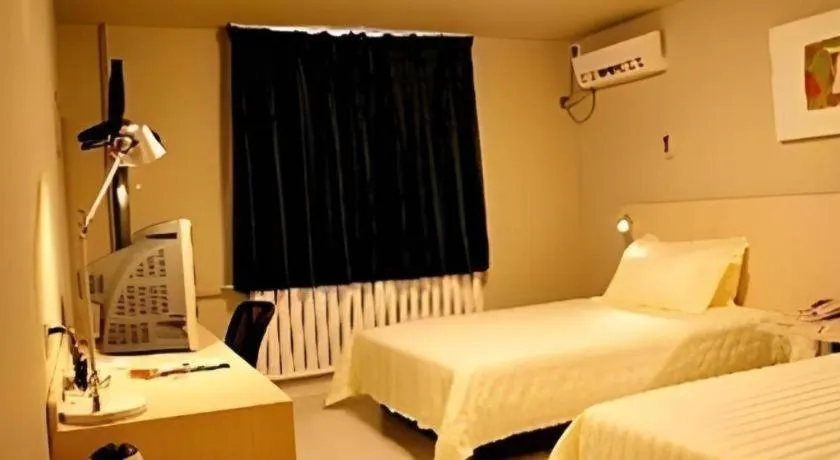 Jinjiang Inn Tianjin Hongqiao West Station