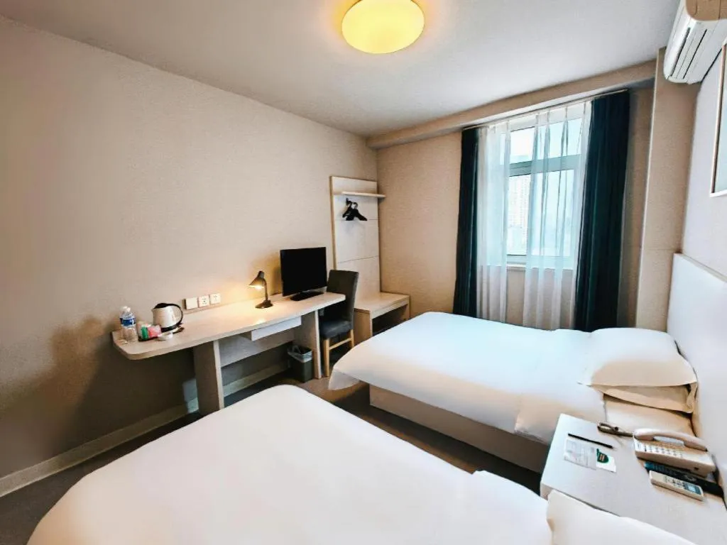 Bed in Jinjiang Inn Shenyang North Station