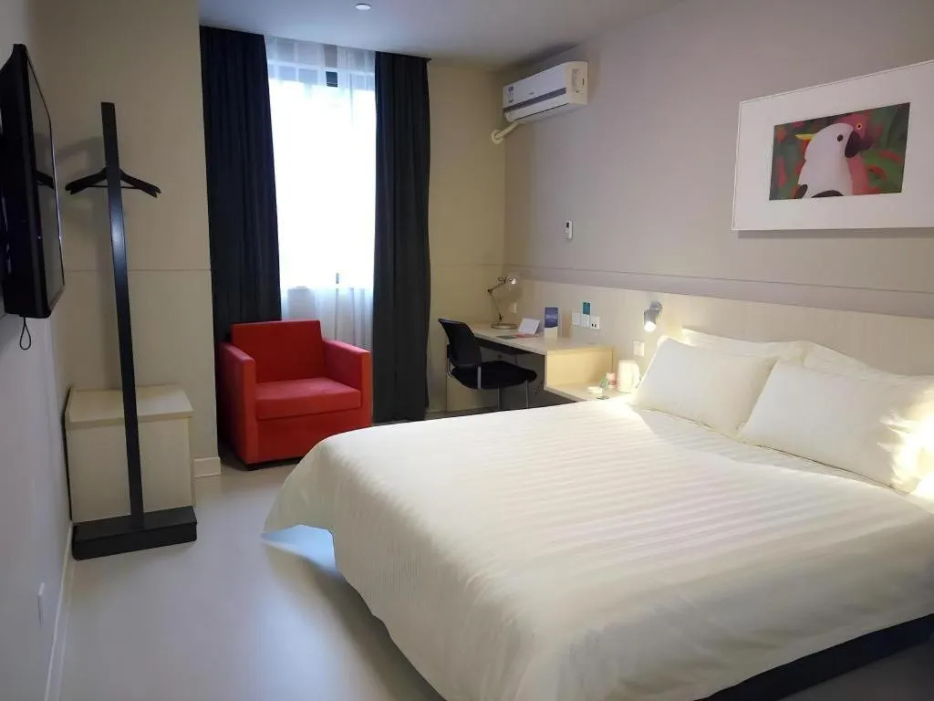 Bed in Jinjiang Inn Shenyang North Station