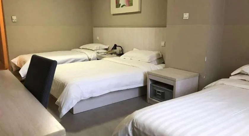 Bed in Jinjiang Inn Shenyang North Station