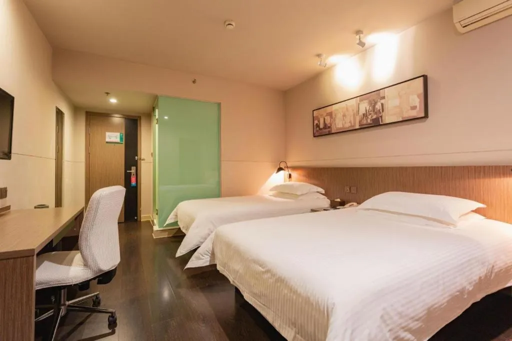 Bed in Jinjiang Inn Select Wuhan Xinhua Road Xiehe Hospital