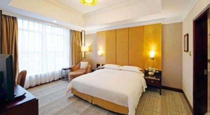 Bed in Golden Diamond Hotel Zhongshan