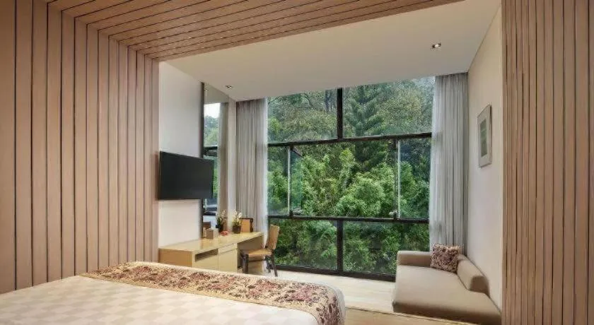 Bed in Padma Hotel Bandung