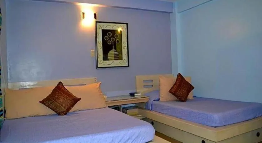 Franchise One Hotel 7430