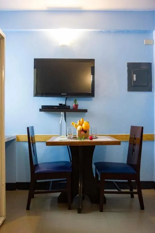 Franchise One Hotel 7430