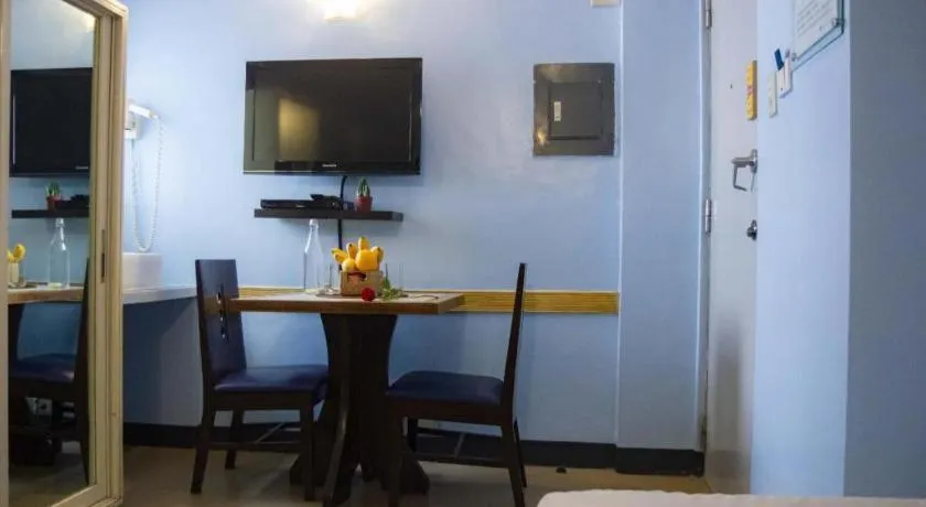 Franchise One Hotel 7430