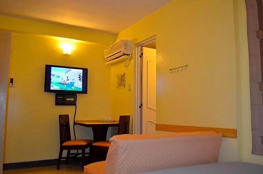 Franchise One Hotel 7430