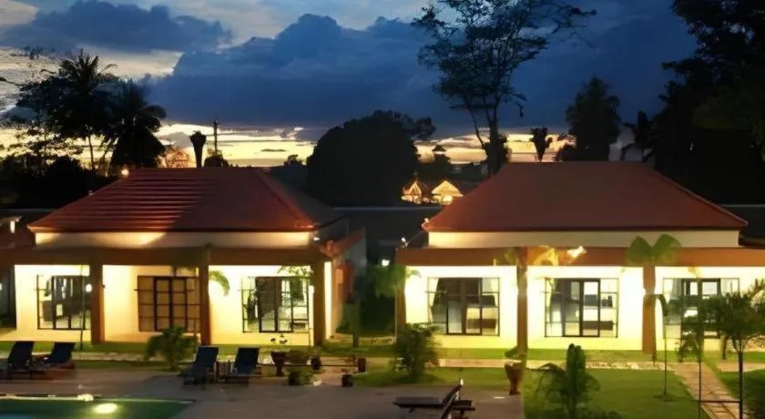 Khaolak Palm Hill Resort