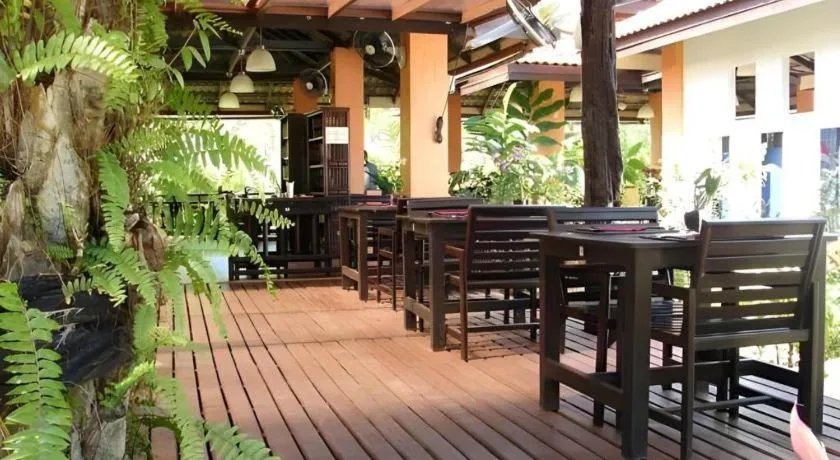 Khaolak Palm Hill Resort