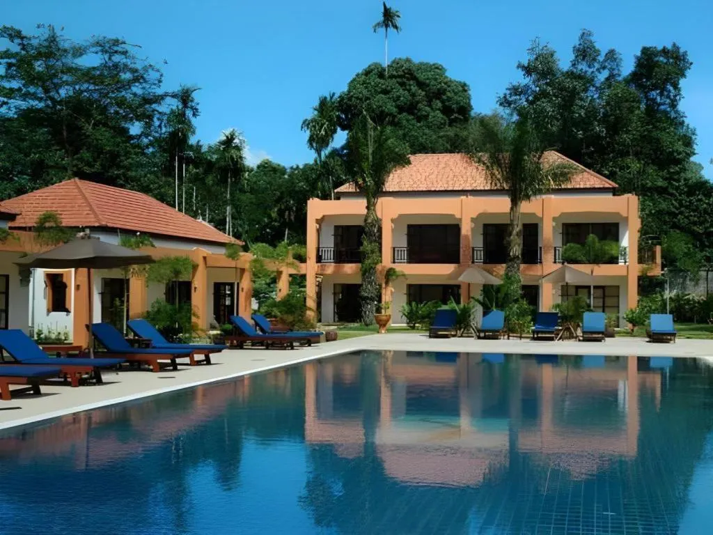 Khaolak Palm Hill Resort