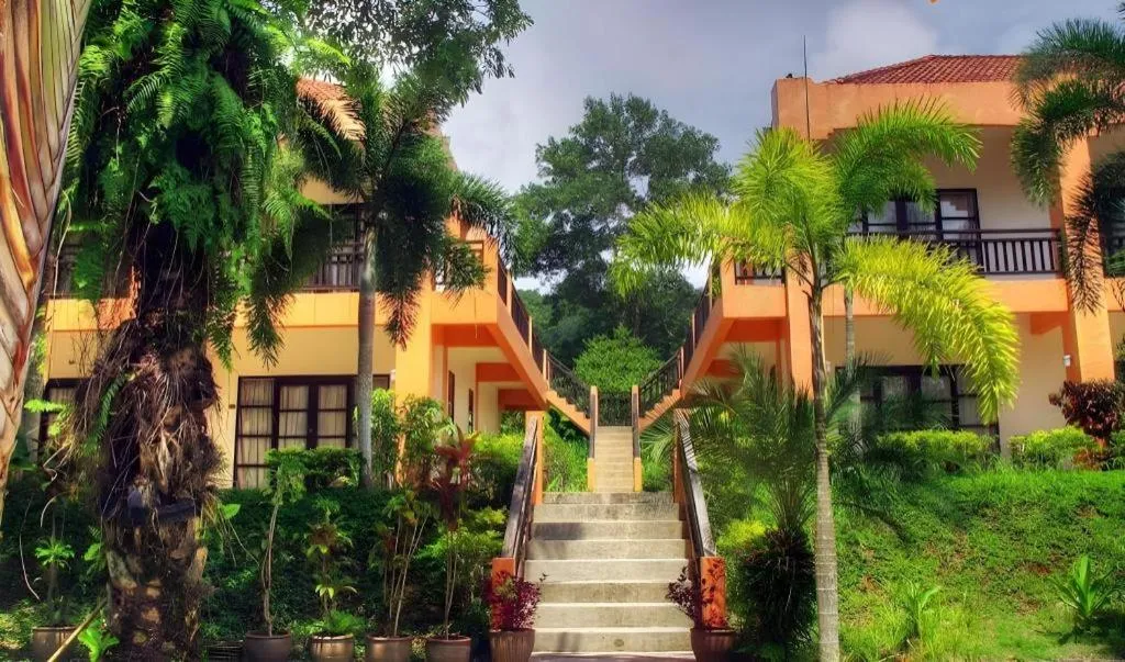 Khaolak Palm Hill Resort