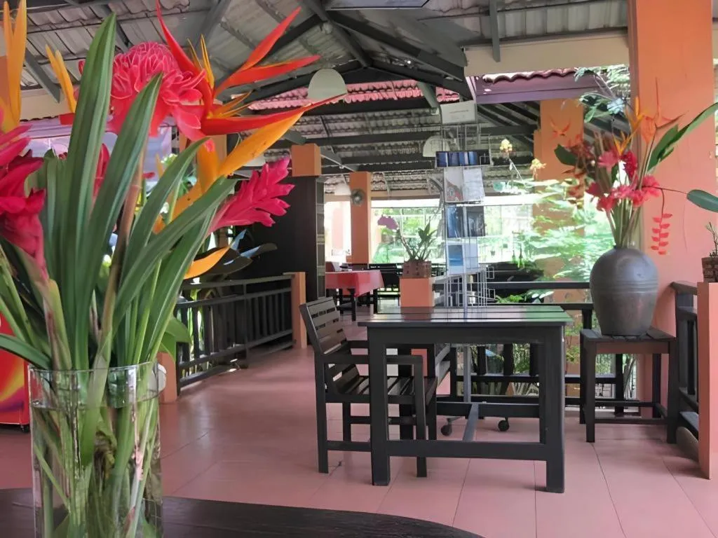 Khaolak Palm Hill Resort