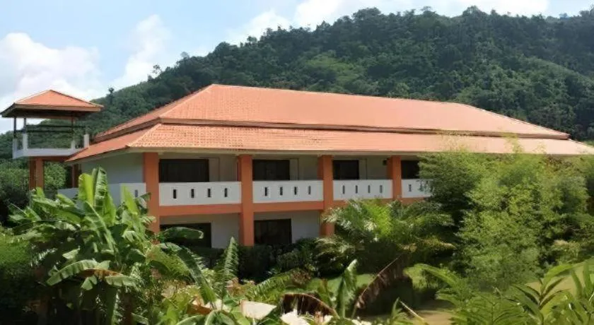 Khaolak Palm Hill Resort