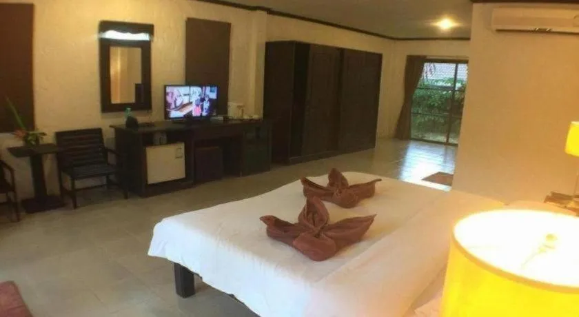 Khaolak Palm Hill Resort