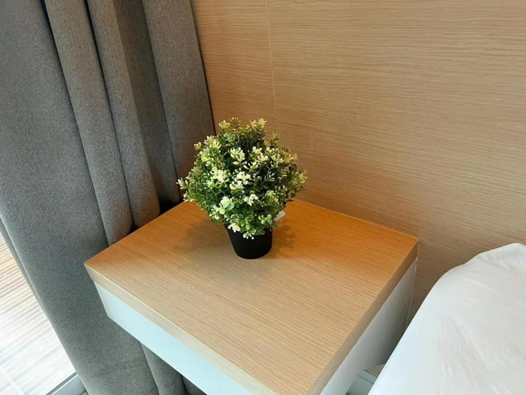 Bed in Nana Chat Bangsaen Hotel