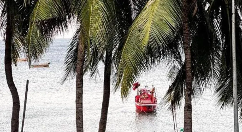 Nana Chat Bangsaen Hotel