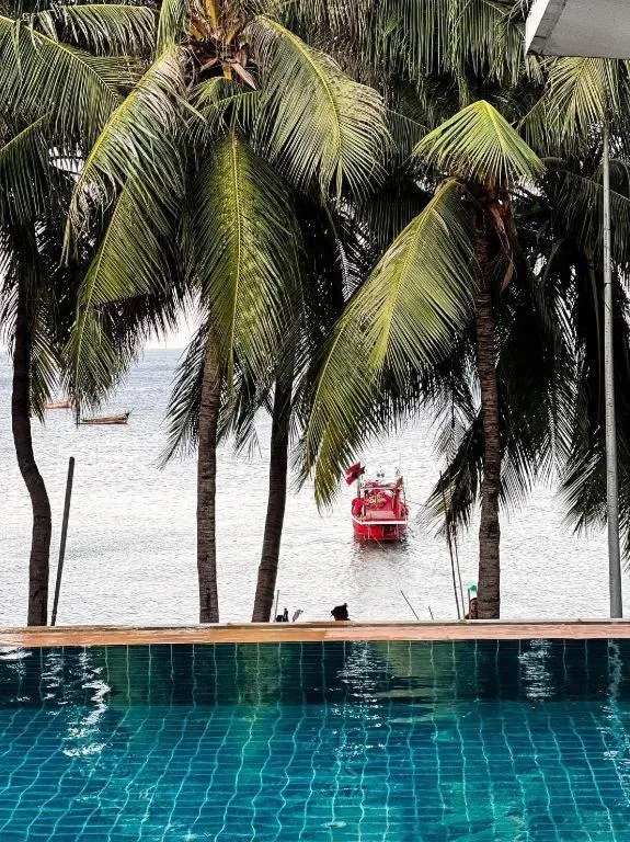 Nana Chat Bangsaen Hotel