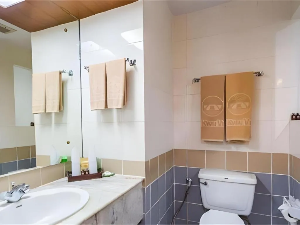 River Kwai Village Hotel